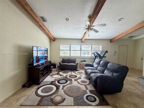 5501 SW 118th Ave in Cooper City, FL - Building Photo - Building Photo