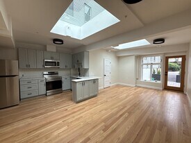 202 Elm St, Unit 3 in North Cambridge, MA - Building Photo