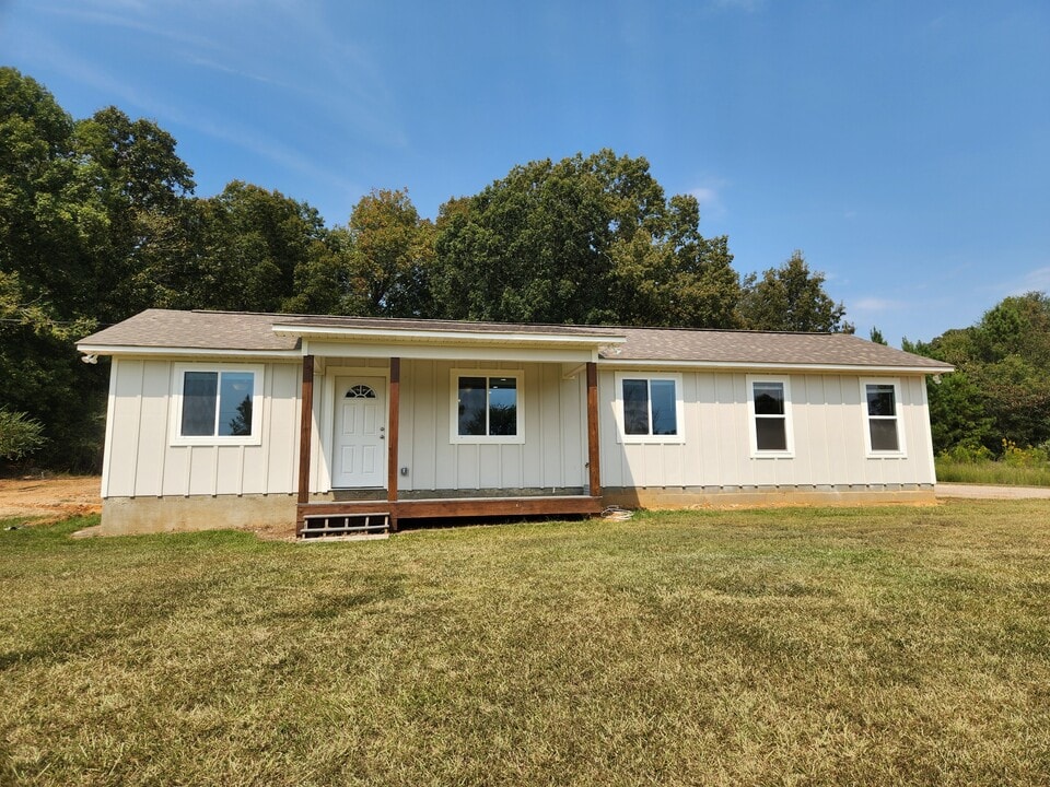 20865 US-11 in Steele, AL - Building Photo