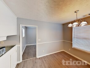 169 Floresta Dr in Mcdonough, GA - Foto de edificio - Building Photo