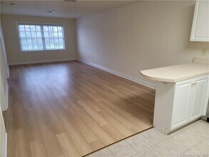 1 Daskams Ln in Norwalk, CT - Building Photo - Building Photo