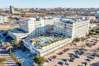 2600 W 7th St in Fort Worth, TX - Building Photo - Building Photo