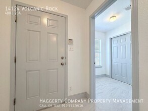14124 Volcanic Rock Dr in El Paso, TX - Building Photo - Building Photo