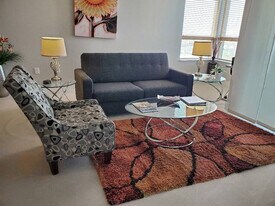 1813 E Jarvis St in Shorewood, WI - Building Photo