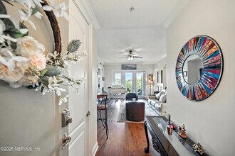 4300 S Beach Pkwy in Jacksonville Beach, FL - Foto de edificio - Building Photo