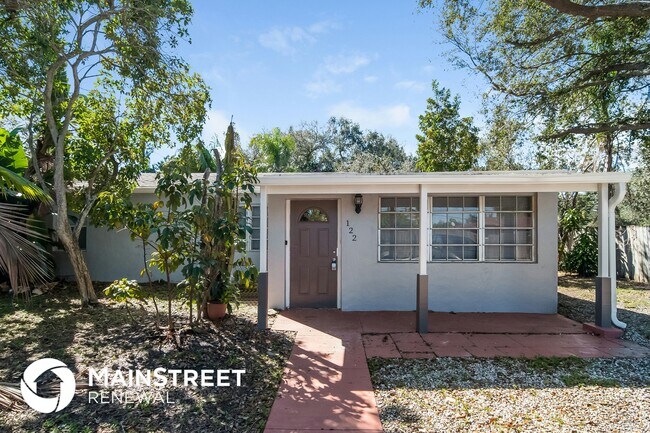 122 Allen Rd in West Park, FL - Foto de edificio - Building Photo