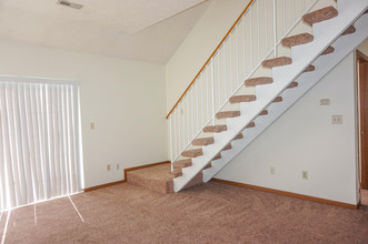 Westside in Cozad, NE - Foto de edificio - Building Photo