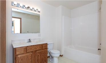 15 North Ave in Antigo, WI - Building Photo - Building Photo