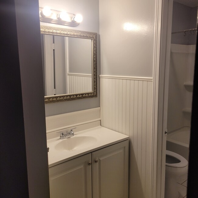 3125 S Cashua Dr, Unit B13 in Florence, SC - Building Photo - Building Photo