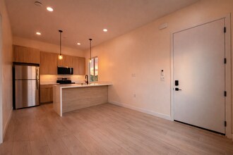 4606 Shoshoni Ave in San Diego, CA - Building Photo - Building Photo