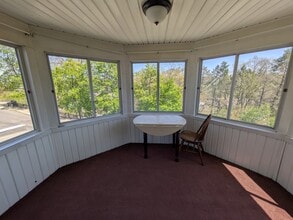 90 Fairview Ave, Unit 3A in Naugatuck, CT - Building Photo - Building Photo