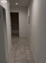 526 E Grant St, Unit #A in Santa Maria, CA - Building Photo - Building Photo