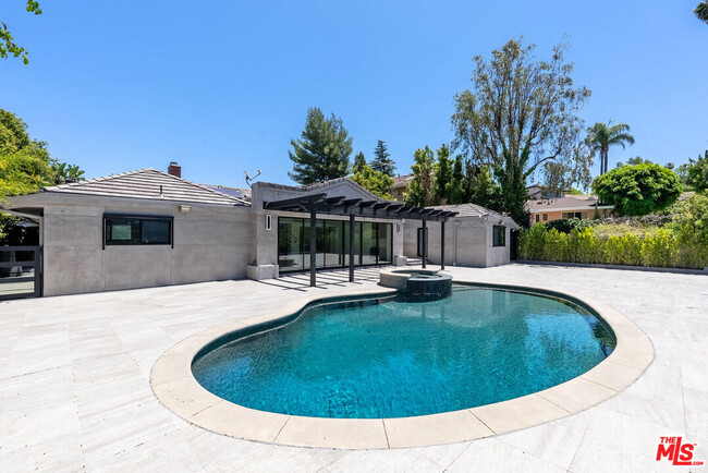property at 4423 Bergamo Dr