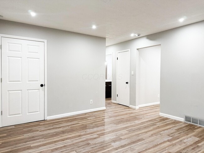 1828 Bairsford Dr in Columbus, OH - Building Photo - Building Photo