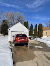 824 Manitowoc St in Menasha, WI - Building Photo - Building Photo