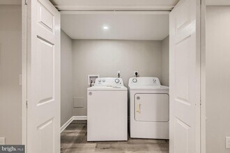 4111 Sunnyside Ave, Unit Basement Apartment in Baltimore, MD - Foto de edificio - Building Photo