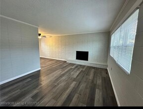 3223 N Hwy 59 in Van Buren, AR - Building Photo - Building Photo