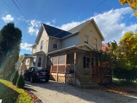 923 Davis St in Elmira, NY - Building Photo