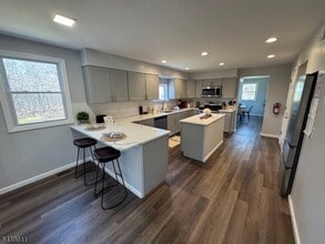 117 Weldon Rd in Jefferson, NJ - Building Photo - Building Photo