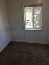 307 Pine St in Ripon, CA - Building Photo - Building Photo