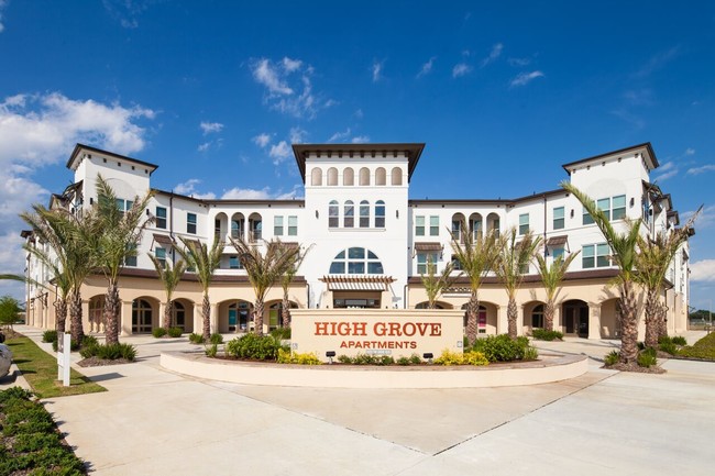 The High Grove in Baton Rouge, LA - Building Photo - Building Photo