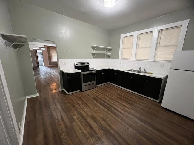 3021 Sanchez St in Tampa, FL - Building Photo - Building Photo