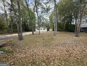 245 Palmhurst Dr in Folkston, GA - Building Photo - Building Photo