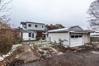 1127 Brookline Blvd in Pittsburgh, PA - Building Photo - Building Photo