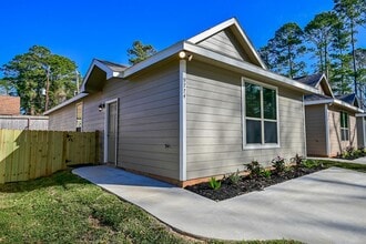 9774 Black Gum in Willis, TX - Building Photo - Building Photo