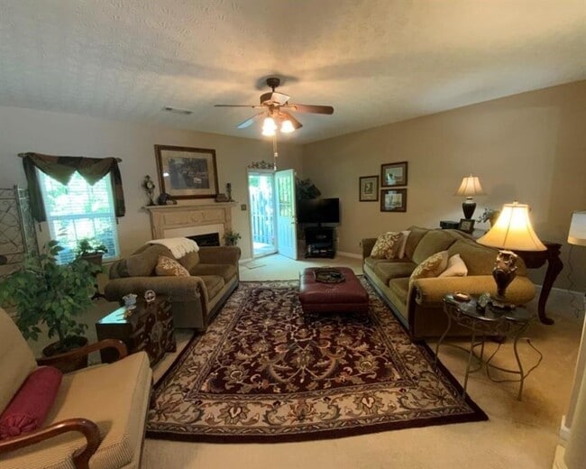 property at 2945 Greyhawk Ln