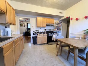 7 Gardner Terrace in Boston, MA - Building Photo - Building Photo