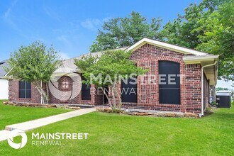 9214 Chimneywood Dr in Rowlett, TX - Building Photo - Building Photo