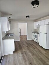 109 Summer Vale Dr in Columbia, SC - Building Photo - Building Photo