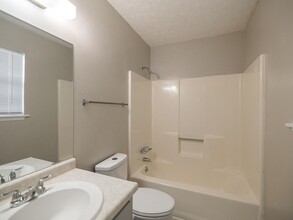 151 Massey Ln in Athens, GA - Building Photo - Building Photo