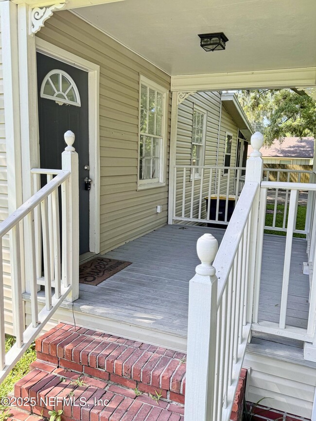 1276 Menna St in Jacksonville, FL - Building Photo - Building Photo