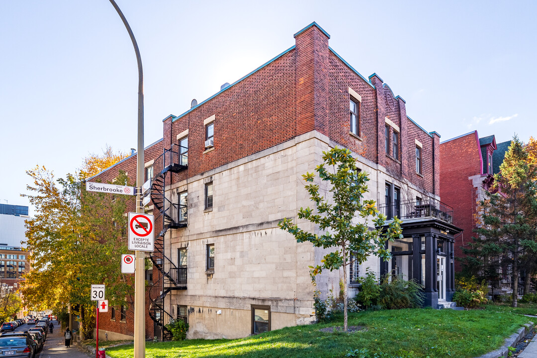 Ruskin in Montréal, QC - Building Photo