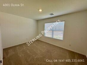 4001 Olivia St in Mustang, OK - Building Photo - Building Photo