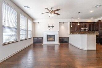 5727 Knox Dr in Plano, TX - Foto de edificio - Building Photo