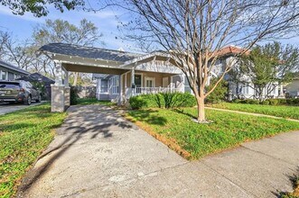 843 N Clinton Ave in Dallas, TX - Building Photo - Building Photo