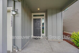 13802 NE 117th Ave in Brush Prairie, WA - Building Photo - Building Photo