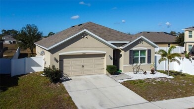 11847 Myrtle Rock Dr in Riverview, FL - Building Photo - Building Photo