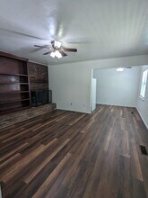 304 Vicksburg Cir, Unit A in Norman, OK - Foto de edificio - Building Photo
