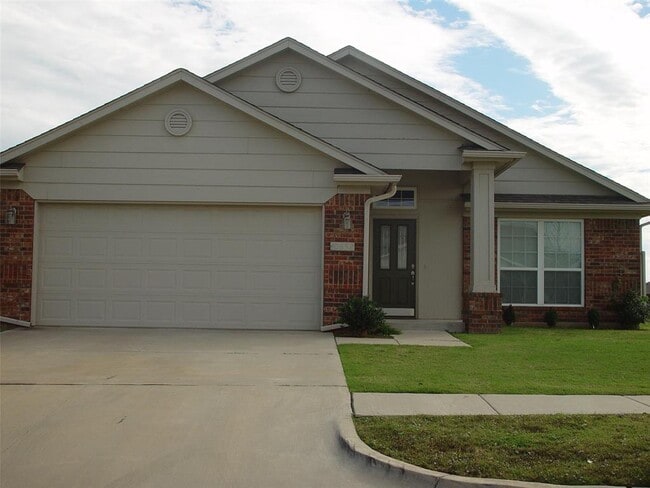 property at 10652 NW 33rd St