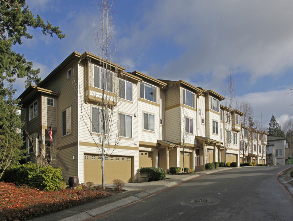 Peregrine Point Townhouse Condominium in Issaquah, WA - Foto de edificio