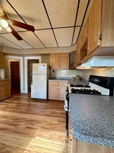 6 Trull St, Unit 1R in Somerville, MA - Foto de edificio - Building Photo