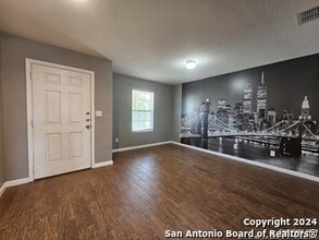 12118 Amber Vista in San Antonio, TX - Building Photo - Building Photo