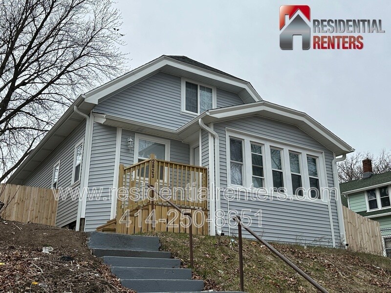 2823 N Palmer St in Milwaukee, WI - Building Photo