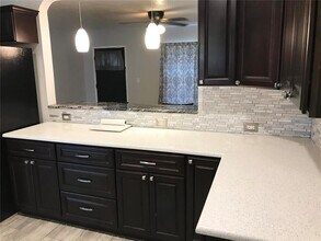 703 Chadsworth Ave in Seffner, FL - Building Photo - Building Photo