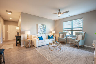 Preserve on Blue Road Apartments in Greenfield, IN - Building Photo - Interior Photo