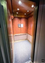 E 84 ST, Avail 9/17 - Inexpensive Studio a in New York, NY - Building Photo - Building Photo